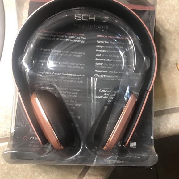 ECHOS ROSE GOLD WIRELESS HEADPHONES - Picture 6 of 6